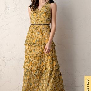 Lulu’s Such Sophistication Yellow Floral Print Maxi Dress